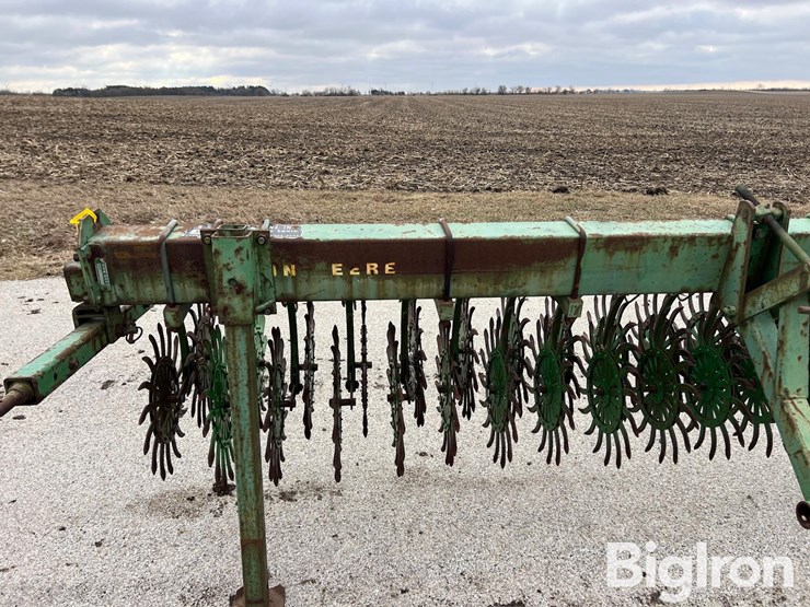 john-deere-30-image-13