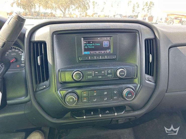 2016-chevrolet-silverado-1500-image-18