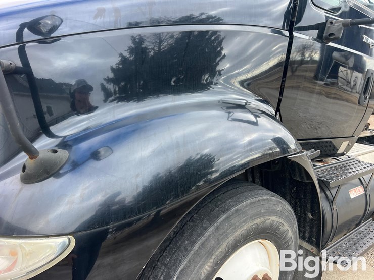 2008-international-8600-image-17