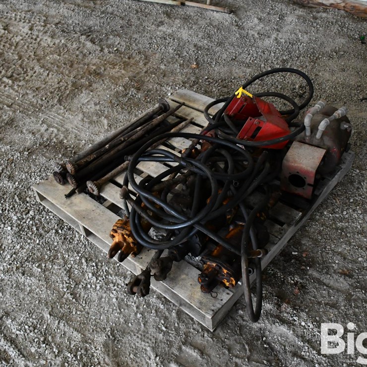 Pallet Of Farm Supports