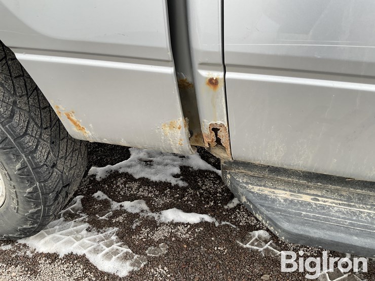 2012-ford-f150-xlt-image-10