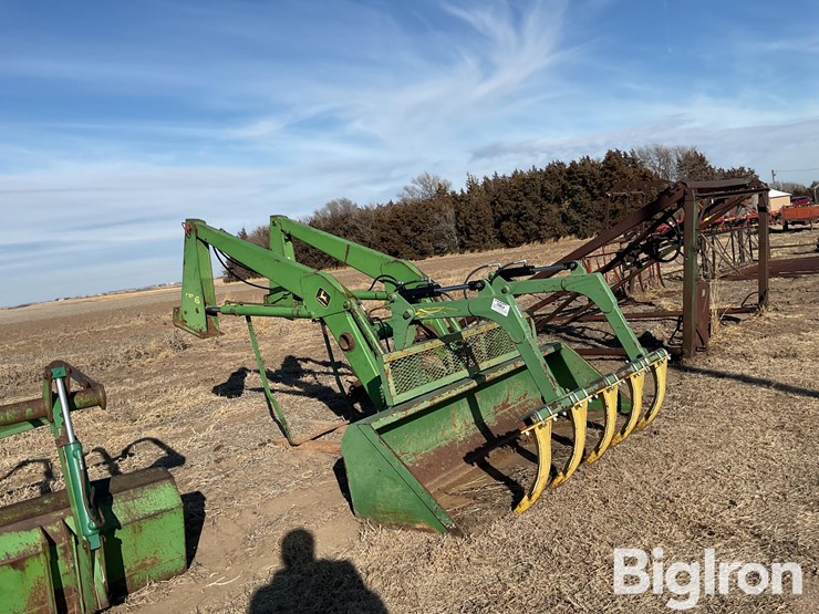 john-deere-158-image-3