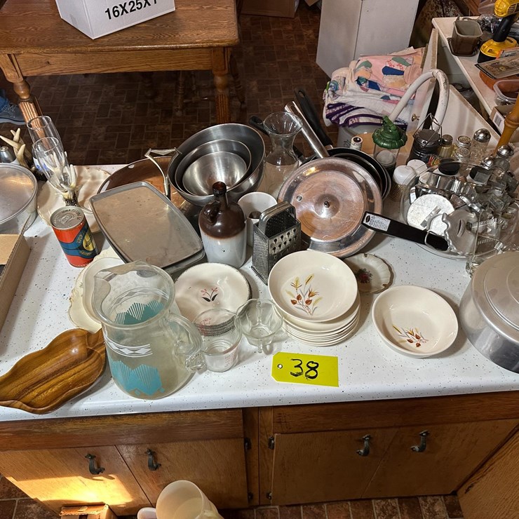 Misc. Kitchen Cookware & Silverware