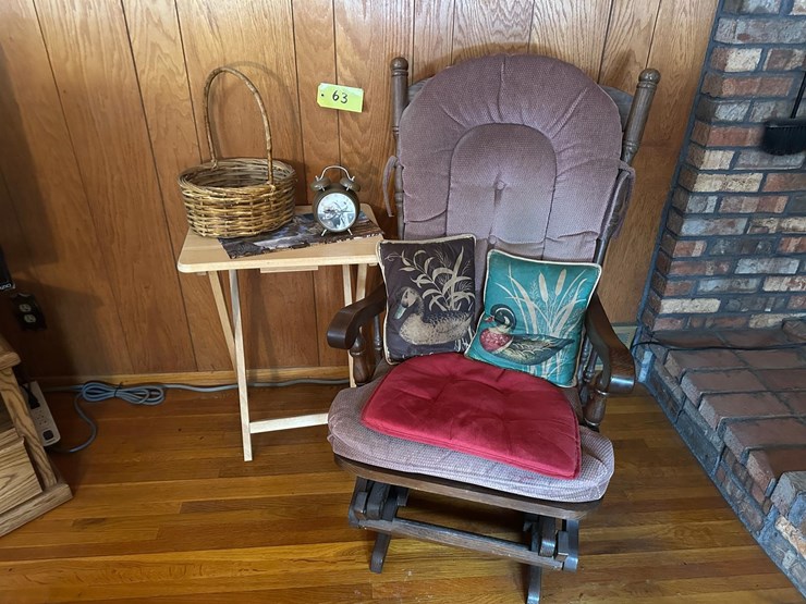 rocking-chair-&-houseware-image-1