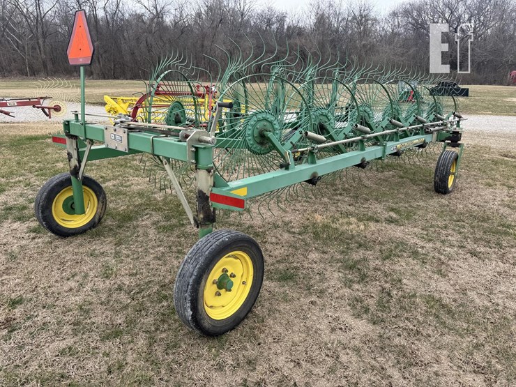 john-deere-704-image-4