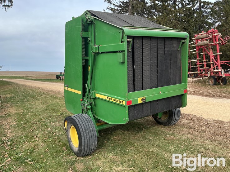 1985-john-deere-530-image-7