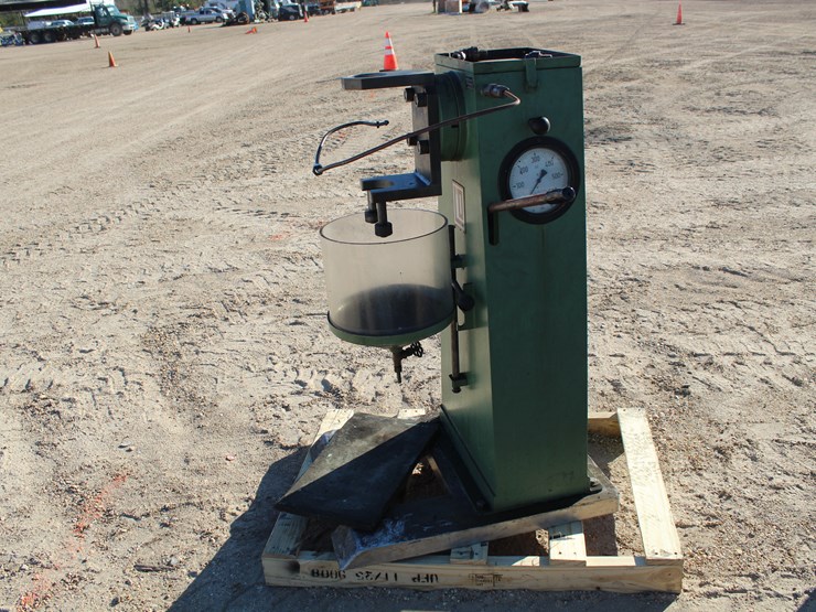 #3493-•-lorange-machine-with-pressure-gauge-image-1