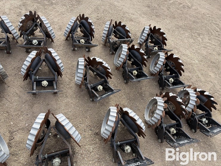 yetter-planter-openers-image-13