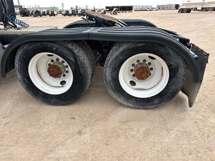 2013-western-star-4900-image-6