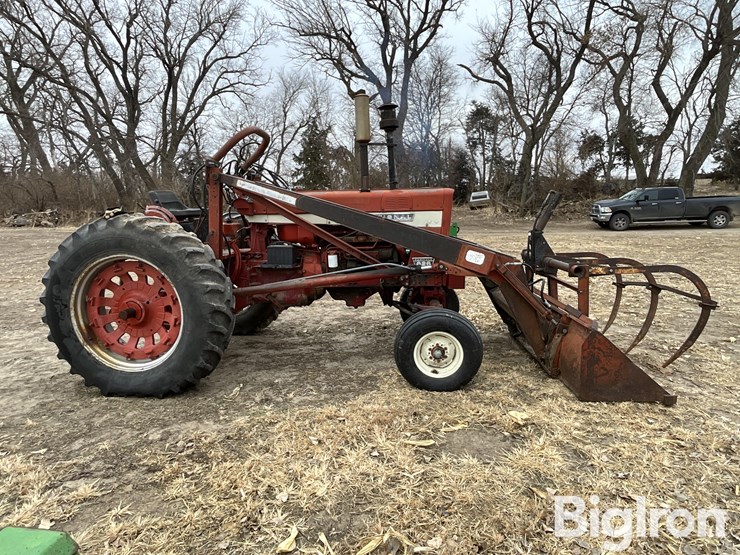 1971-international-826-image-4