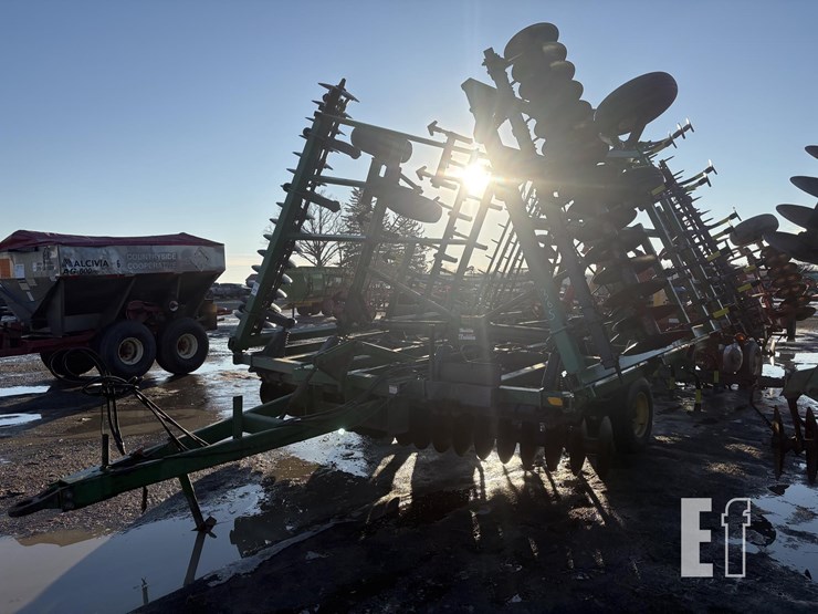 john-deere-724-image-2