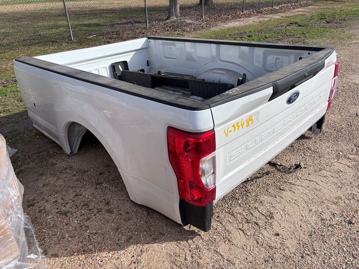 2023-ford-250-image-1