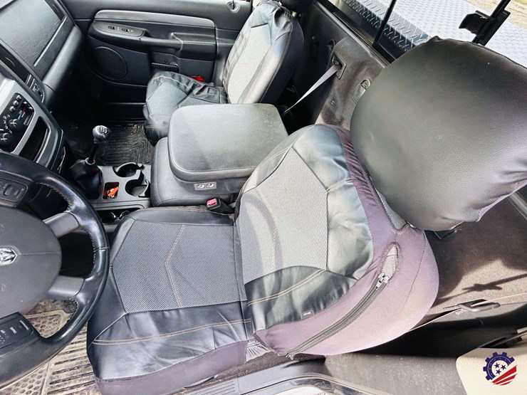 2004-dodge-ram-3500-image-67