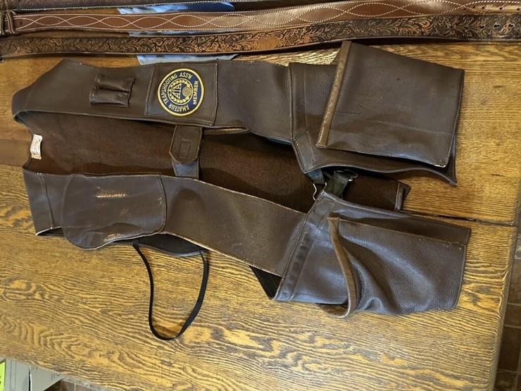 muscoda-trapshooting-shirt-&-leather-vest-image-3