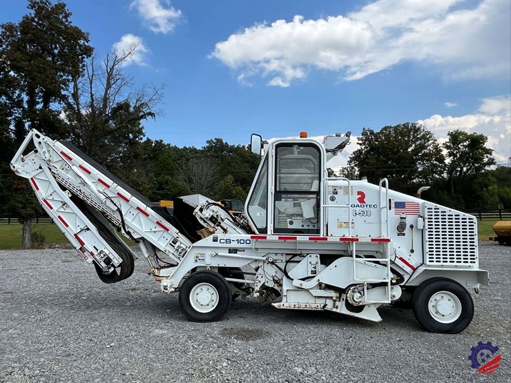 roadtec-cb100-sweeper-conveyor-image-19