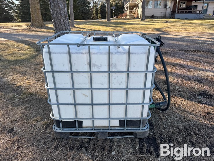 12v-bulk-chemical-transfer-pump-&-tote-image-4