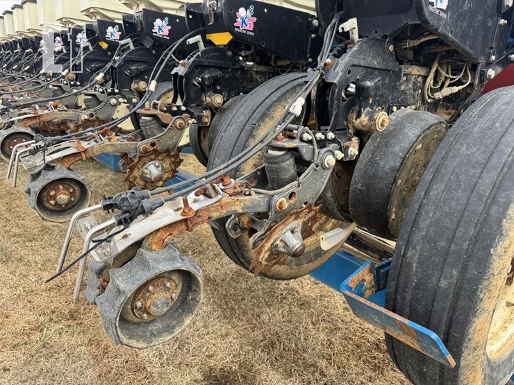 2008-kinze-3600-image-4