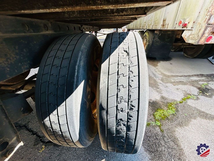 2001-utility-van-image-33