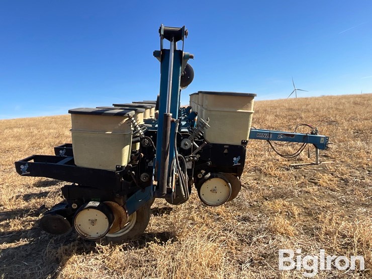 1996-kinze-2000-image-4