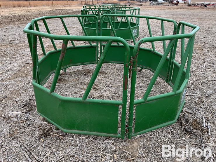 hw-foldable-bale-feeder-image-4