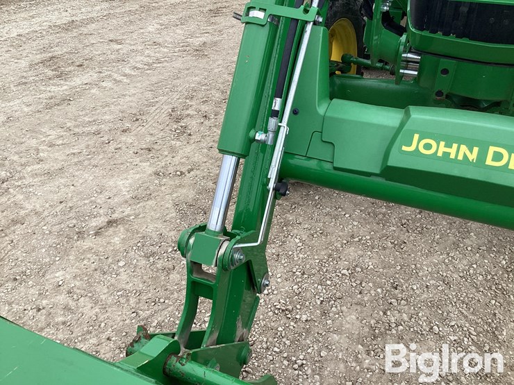 2020-john-deere-5065e-image-17