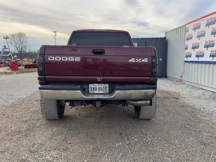 2002-dodge-2500-image-5