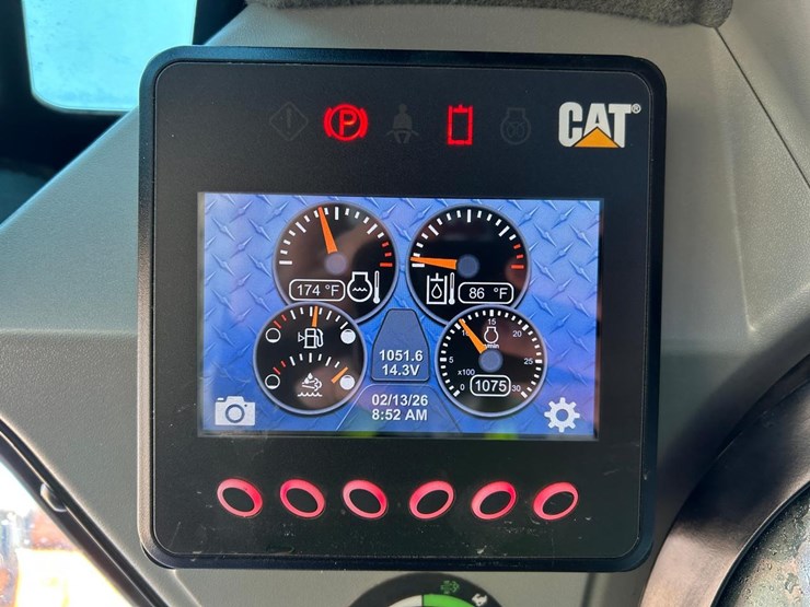 2018-caterpillar-299d-image-20