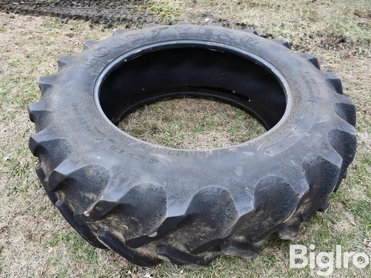 goodyear-20.8r42-tire-image-1