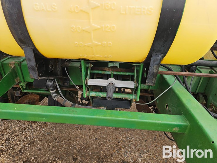 john-deere-7200-image-15
