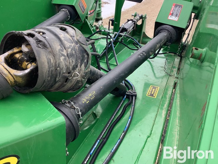 2020-john-deere-e12-image-13