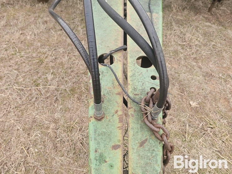 john-deere-7200-image-10