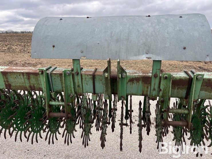 john-deere-30-image-11