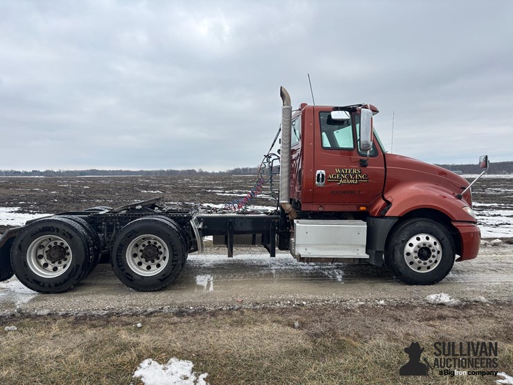 2014-international-prostar-image-4