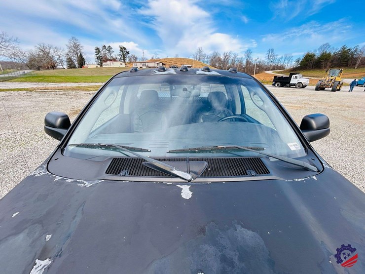 2004-dodge-ram-3500-image-10