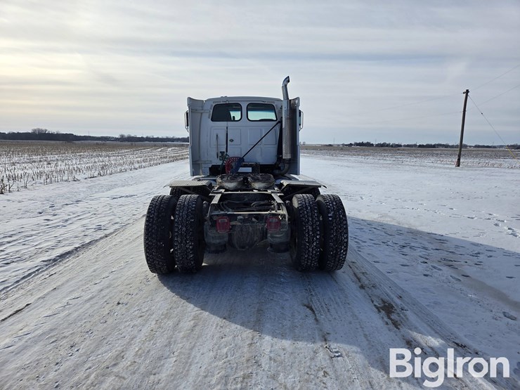 2004-sterling-at9500-image-6