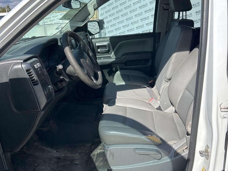 2016-chevrolet-silverado-1500-image-12