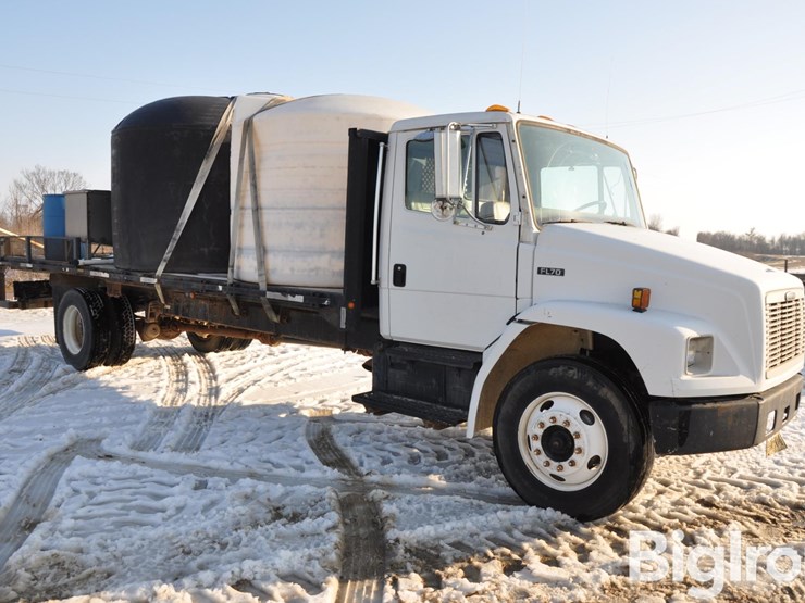 2000-freightliner-s/a-flatbed-truck-image-3