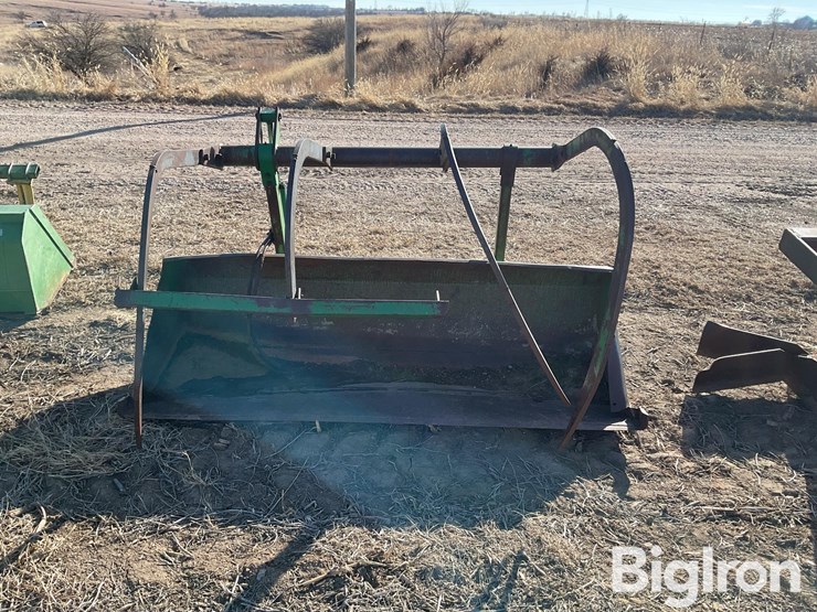 john-deere-7-image-2