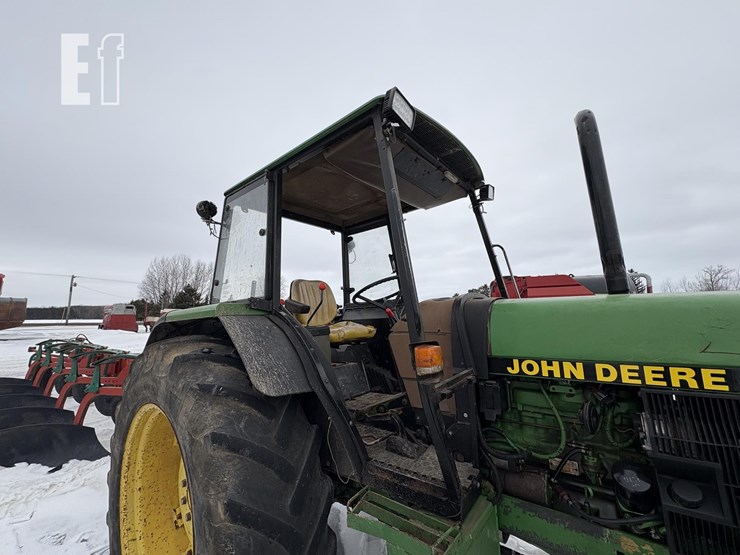 john-deere-2850-image-22