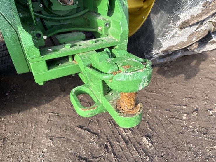 john-deere-8310r-image-22