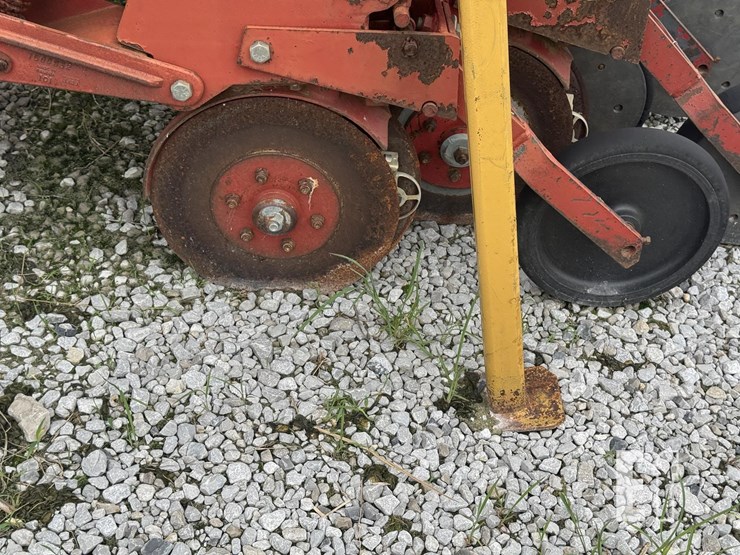 haybuster-1575-image-16