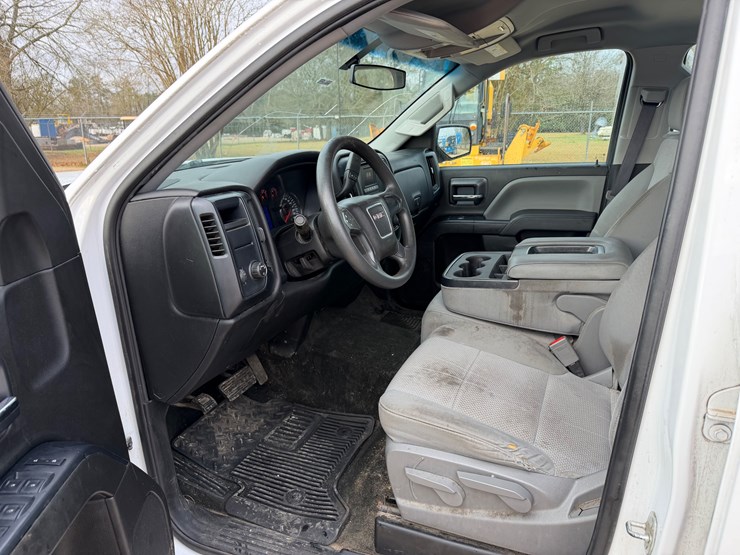 2017-gmc-1500-image-12