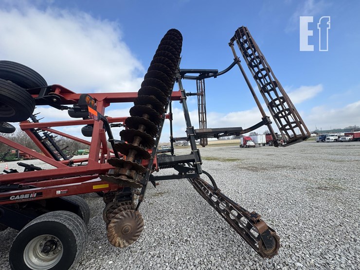 case-ih-true-tandem-330-turbo-image-21