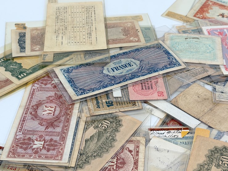 #32239-•-vintage-paper-currency-image-6
