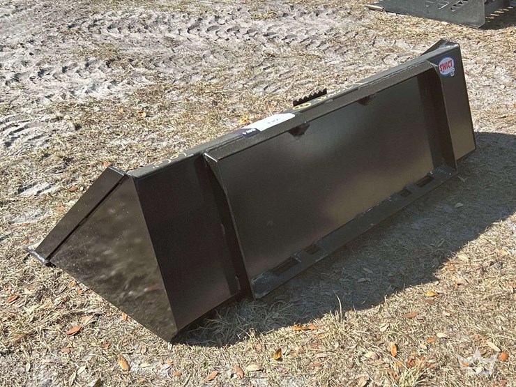 2025-swict-66in-bucket-skid-steer-attachment-image-4