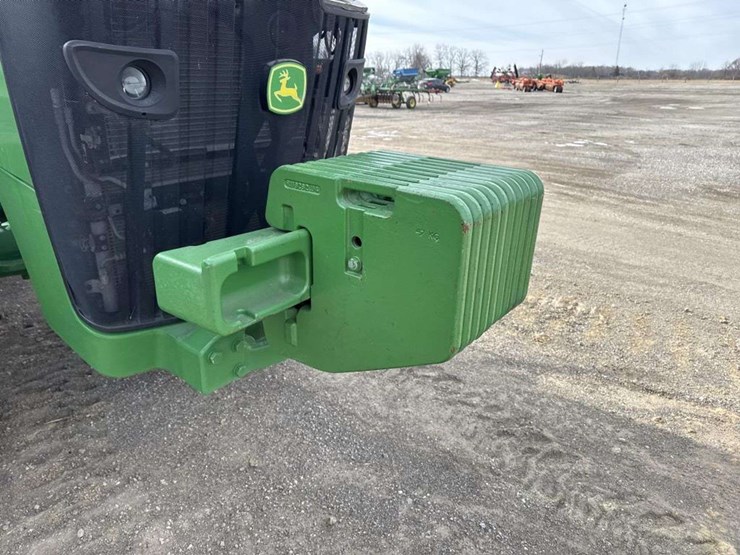 john-deere-8245r-image-12