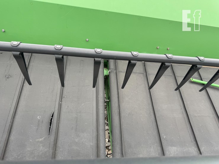 2018-john-deere-640fd-image-10