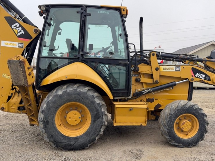 2011-caterpillar-420e-image-5