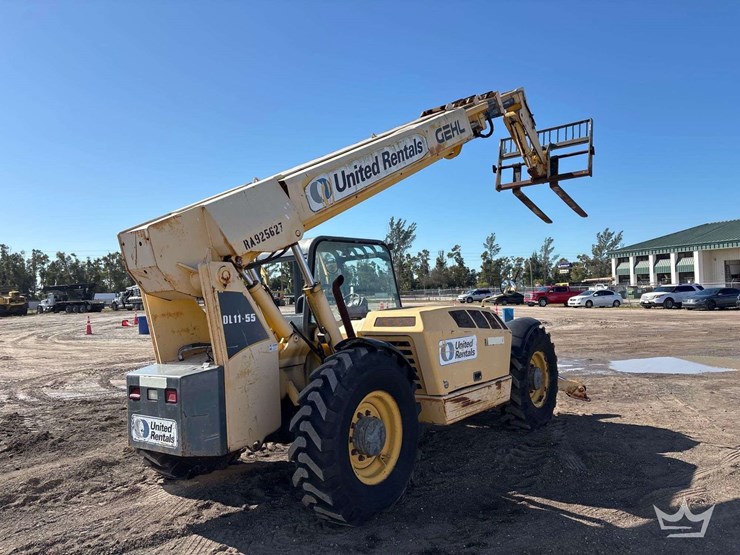 2012-gehl-dl11-image-3