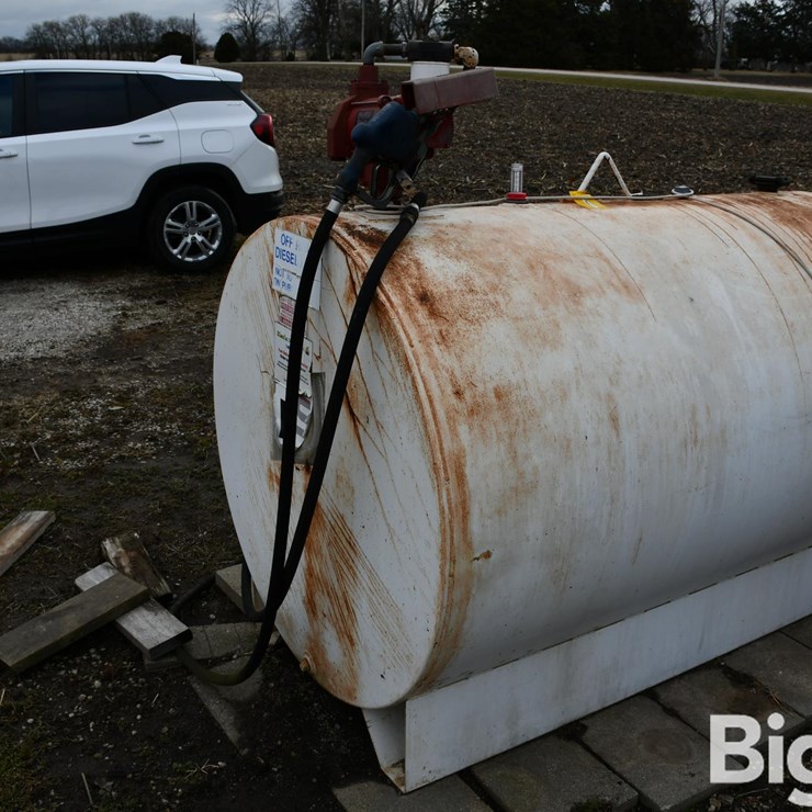 500-Gallon Fuel Tank